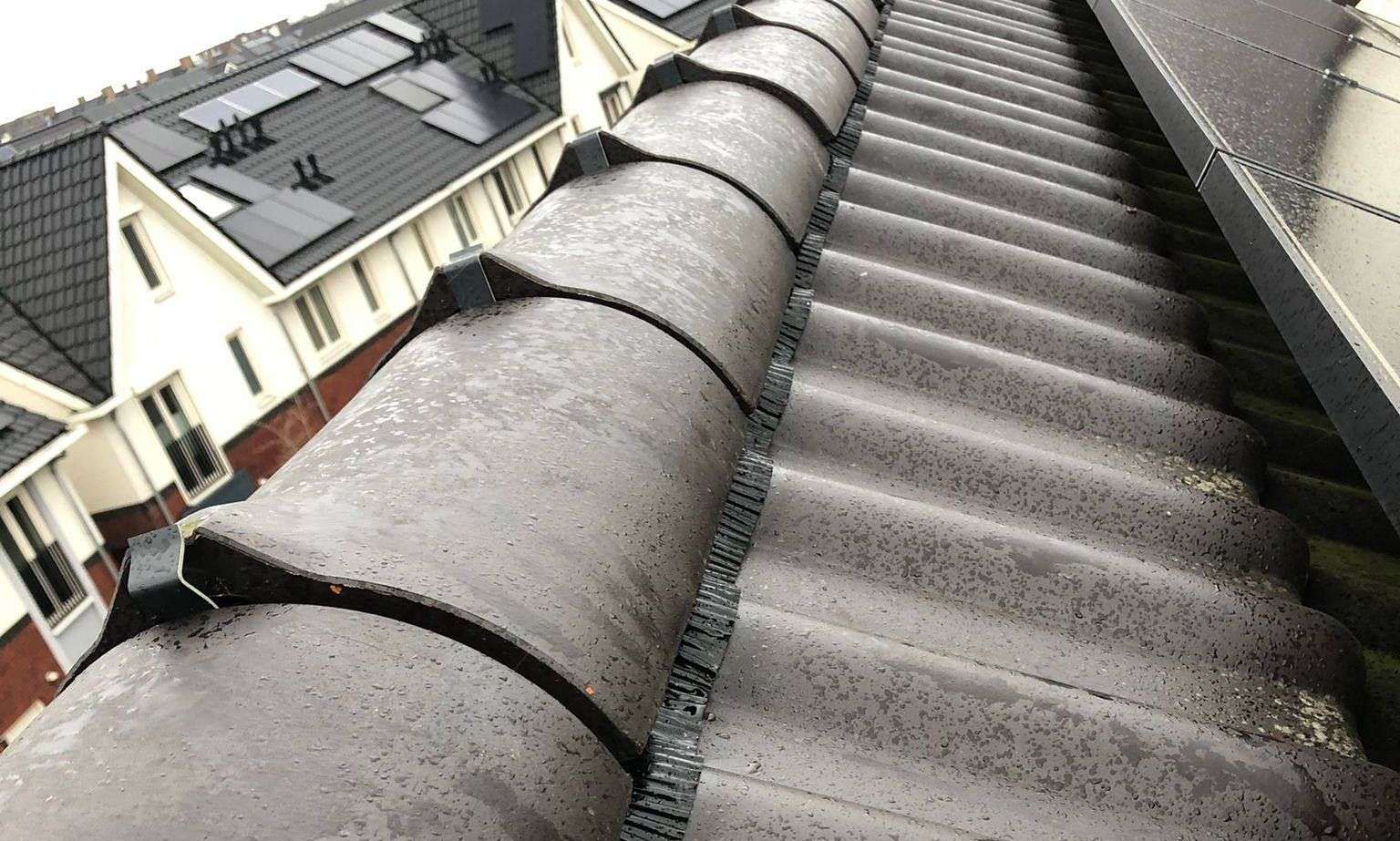 Nieuwe nokvorsten geplaatst in 046